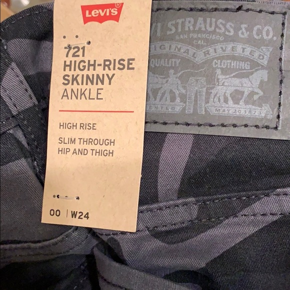 NWT! Levi’s 721 Sculpt High-Rise Skinny Ankle Jean - Picture 7 of 8